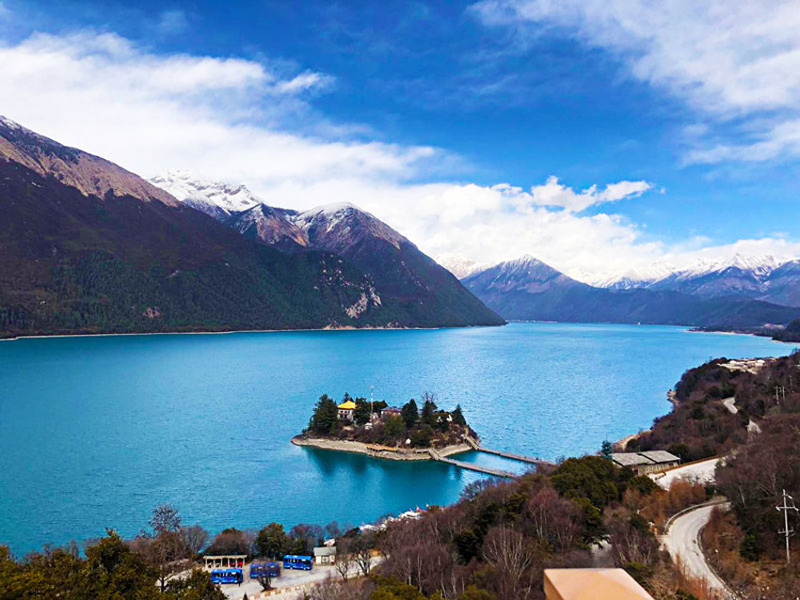 巴松措景区01.jpg