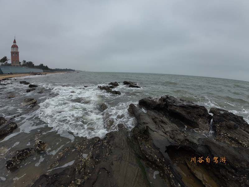 04海口海边沙滩.JPG