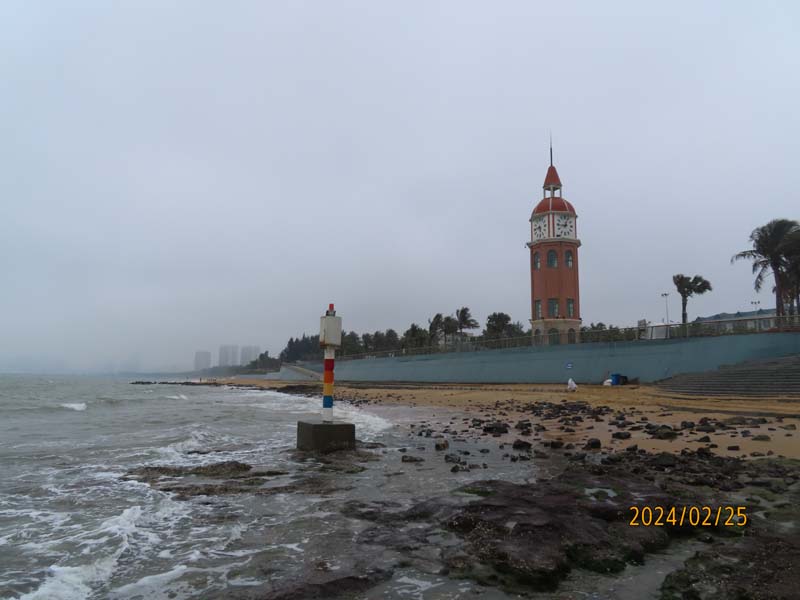 18-海口海边沙滩.JPG