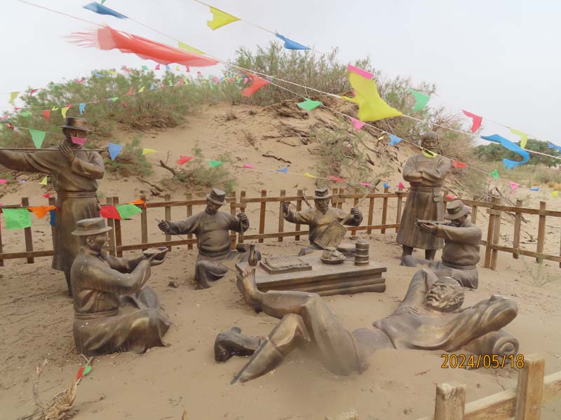 08东风胡杨林.JPG