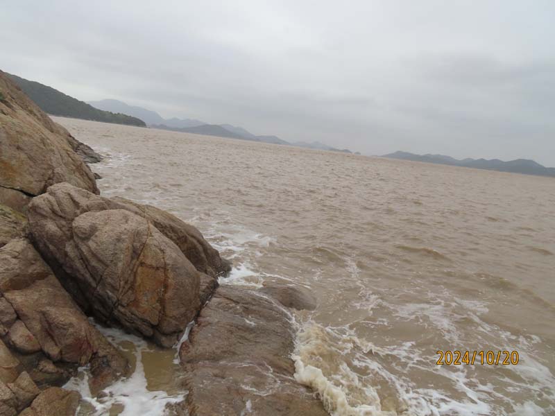 15舟山筲箕湾村.JPG