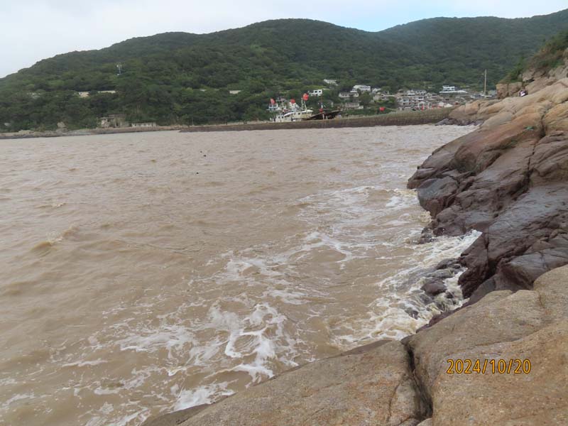 11舟山筲箕湾村.JPG