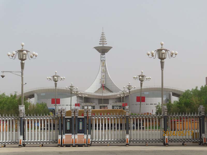 02策克口岸.JPG