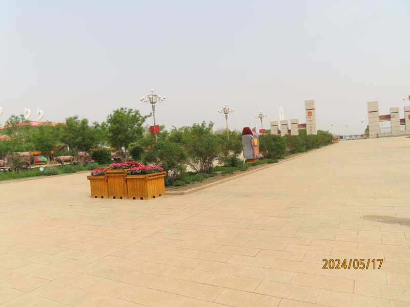 09策克口岸.JPG