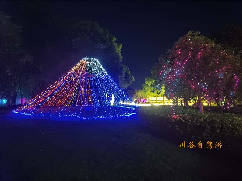 09千桃园不夜城.jpg