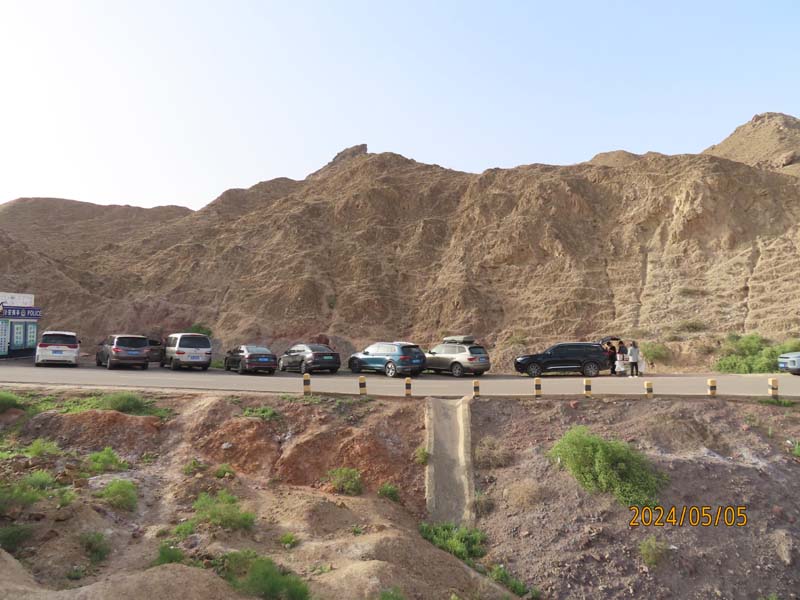 04宁夏中卫66号公路.JPG