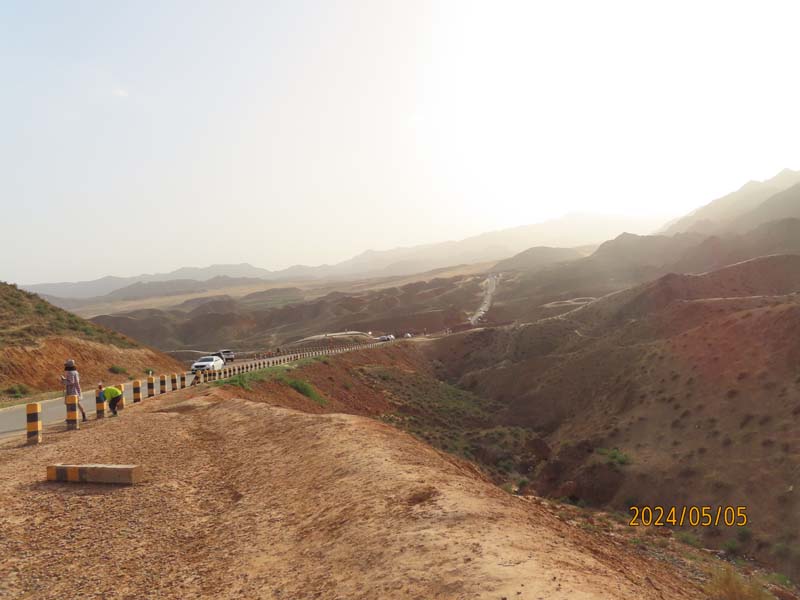 09宁夏中卫66号公路.JPG