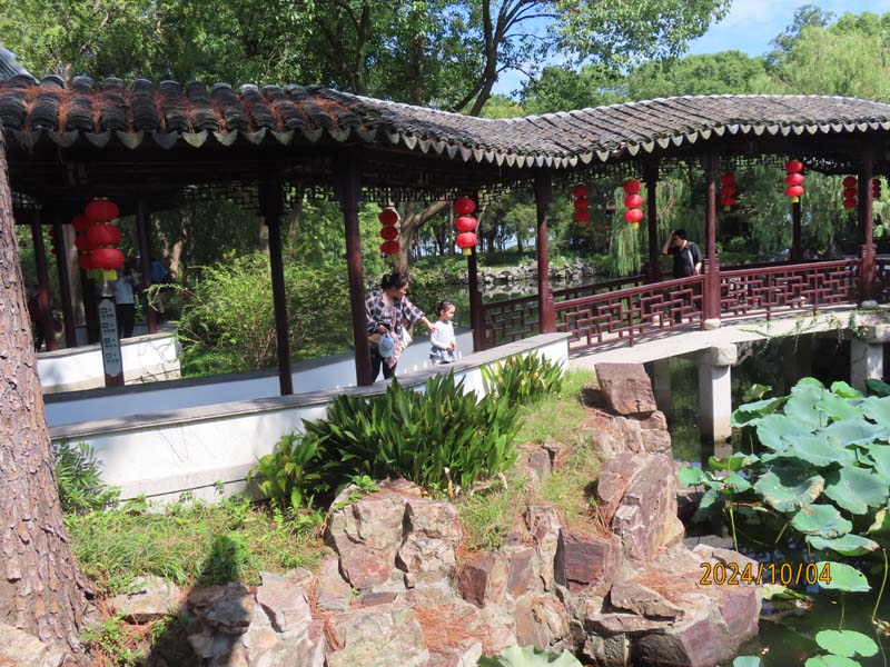 16苏州东山启园.JPG