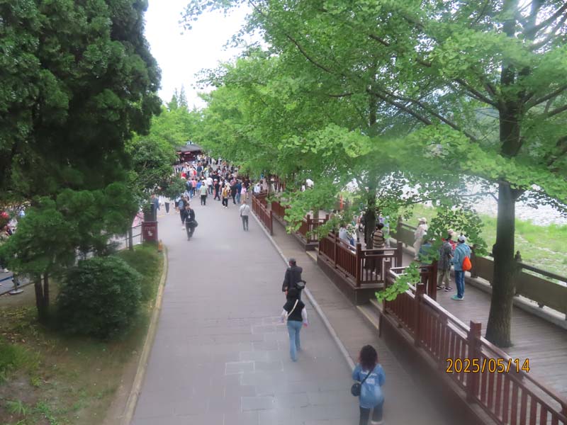 24都江堰景区.JPG 24都江堰景区.JPG