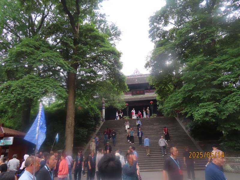 25都江堰景区.JPG