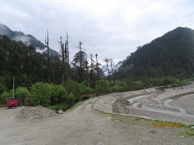 02墨脱公路喜荣沟.JPG